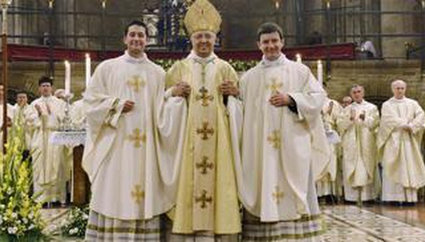 La Diocesi di Lodi abbraccia don Riccardo e don Andrea