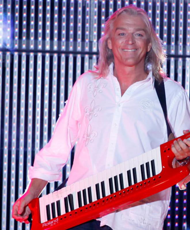 _0242-08dc2deca714-5d4c2cd32f08-1000_big