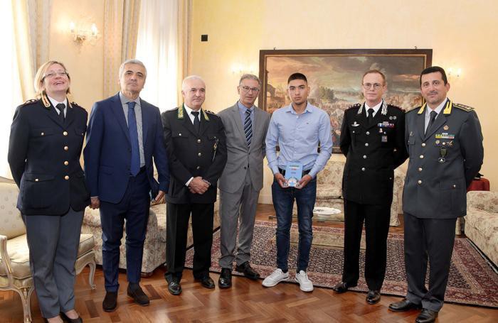 Angel ricevuto in prefettura a Lodi