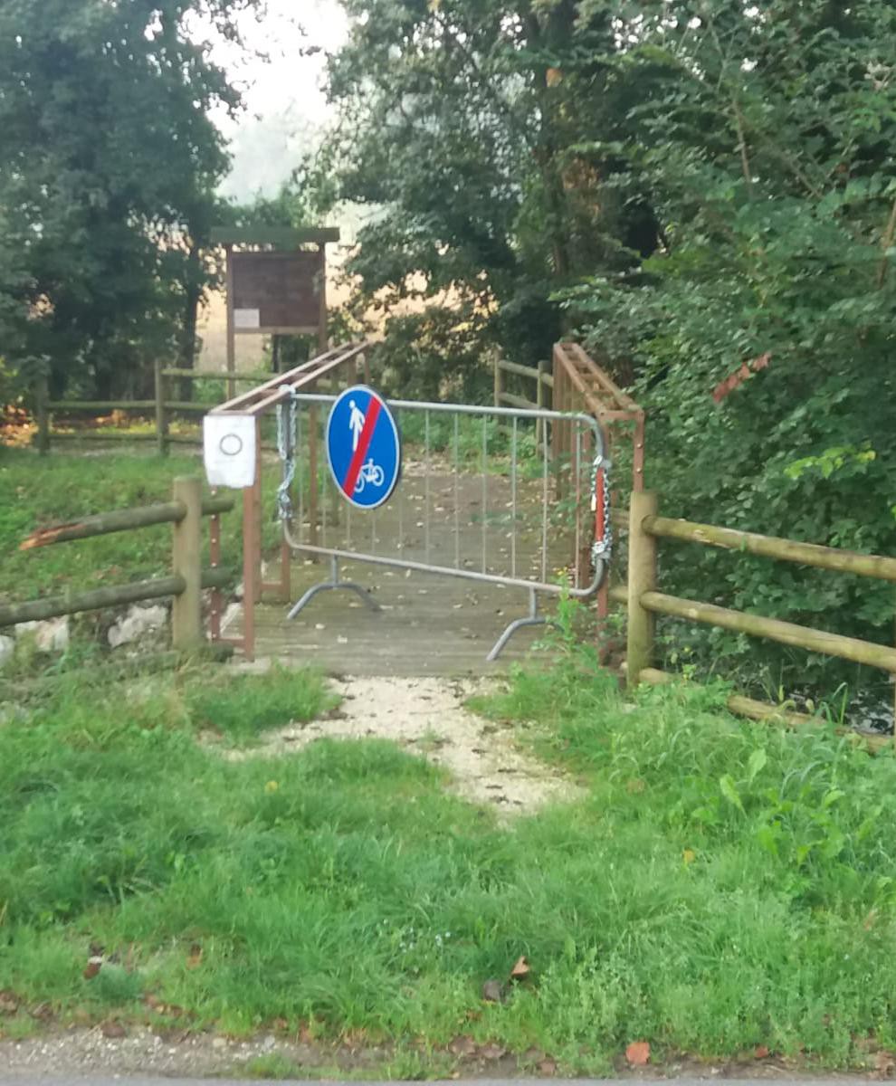 La pista ciclabile del cavo Roggione chiusa