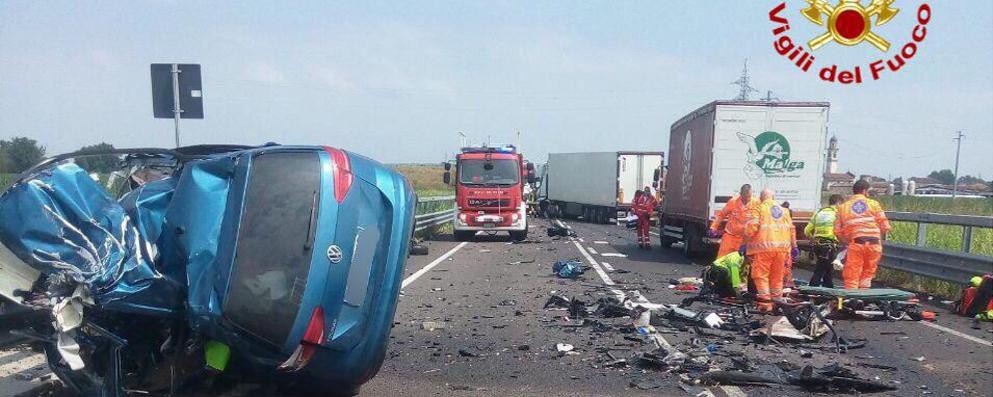 Schianto A Tavazzano Un Morto E Due Feriti Gravi Video