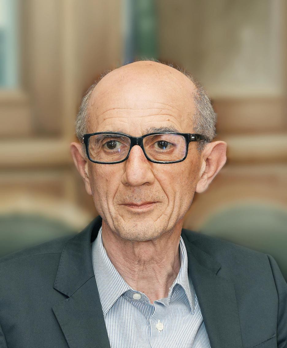 Il sindaco Ferrari