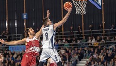 Basket, debutto azzurro per Pecchia