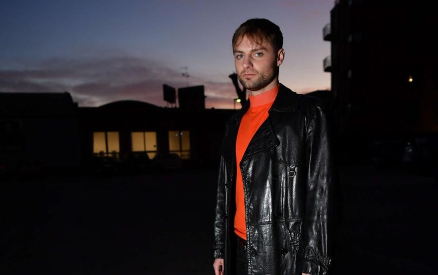 Il Pagante Edoardo Cremona Un Milanese Che Vive In Provincia Cultura Milano La canzone viene inserita nel secondo album in studio della band paninaro 2.0. il pagante edoardo cremona un