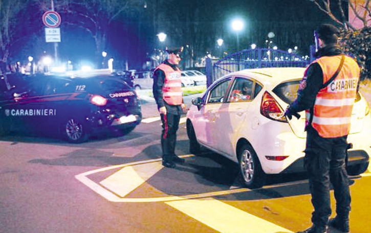 San Colombano, multe e daspo dopo i controlli contro gli eccessi della movida