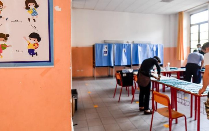 Comuni al voto, ma con mascherina