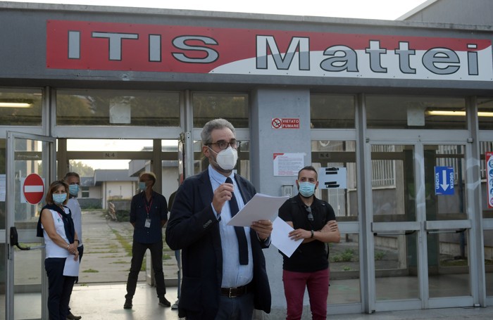 Mattei San Donato, il preside Esposito fa l’appello