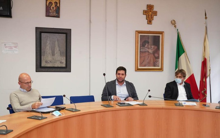 CASALE Borse lavoro per chi è disoccupato: «Settecento euro al mese per 6 mesi»