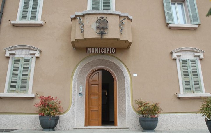 Castelnuovo prepara l’addio a Lucchini, camera ardente in municipio