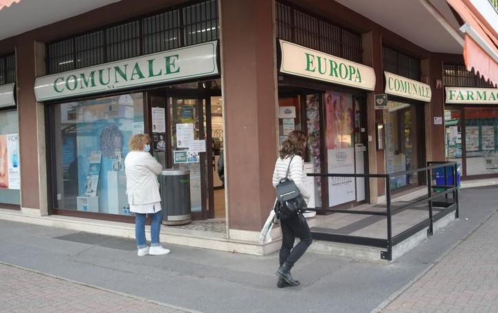 Covid, a San Donato la prima farmacia abilitata a somministrare i vaccini