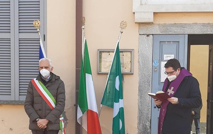 Vittime del Covid, cordoglio e preghiera a Ossago