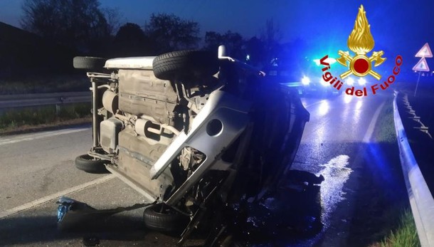 San Rocco, auto e furgone si scontrano lungo la provinciale 145