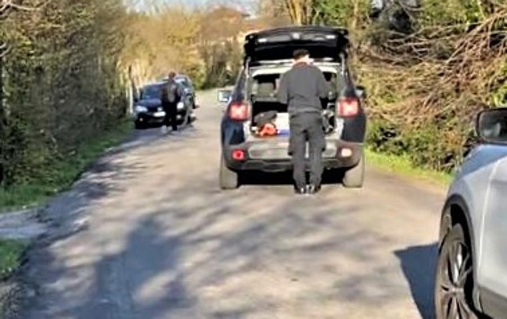 Droga in collina, i carabinieri controllano il traffico di “clienti” tra Graffignana e Miradolo