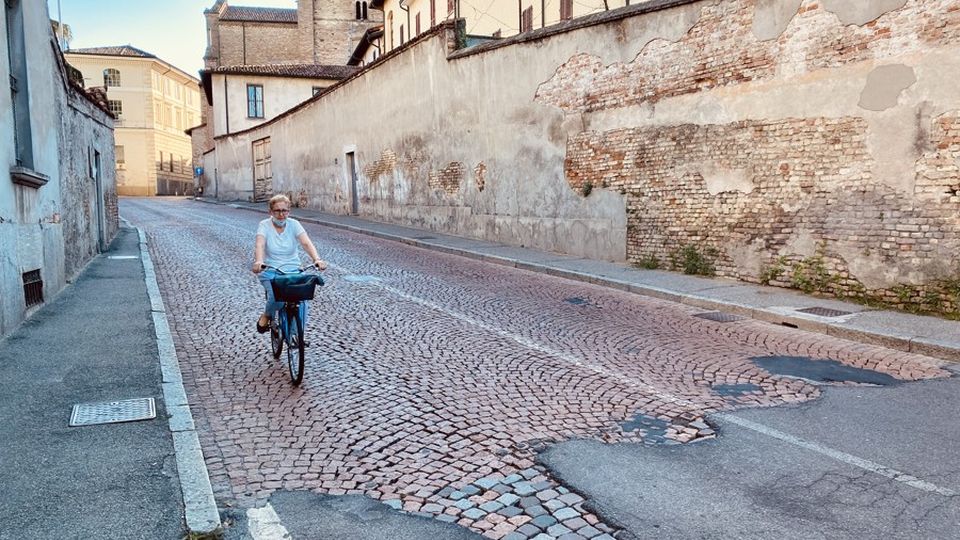 LODI Via Serravalle, al via i lavori per la nuova rotonda. Ecco come cambierà la viabilità LODI Via Serravalle, al via i lavori per la nuova rotonda. Ecco come cambierà la viabilità
