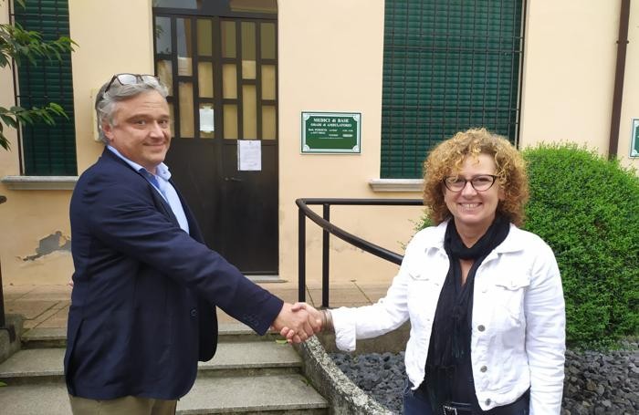 Paola Vignali, nuovo sindaco di Cornovecchio, con lo sconfitto Luca Canova