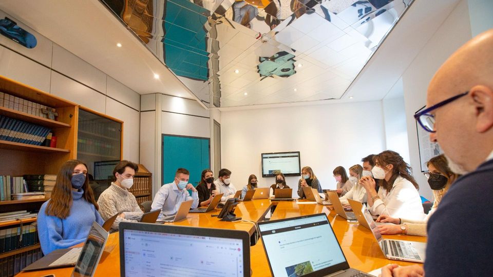 L’INIZIATIVA Giornalisti si diventa con Coorious, il nuovo progetto del «Cittadino» L’INIZIATIVA Giornalisti si diventa con Coorious, il nuovo progetto del «Cittadino»