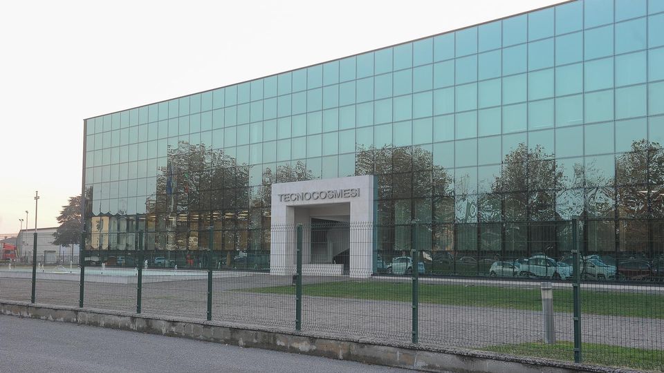 MASSALENGO Tecnocosmesi, firmato l’accordo: previsti investimenti e assunzioni MASSALENGO Tecnocosmesi, firmato l’accordo: previsti investimenti e assunzioni