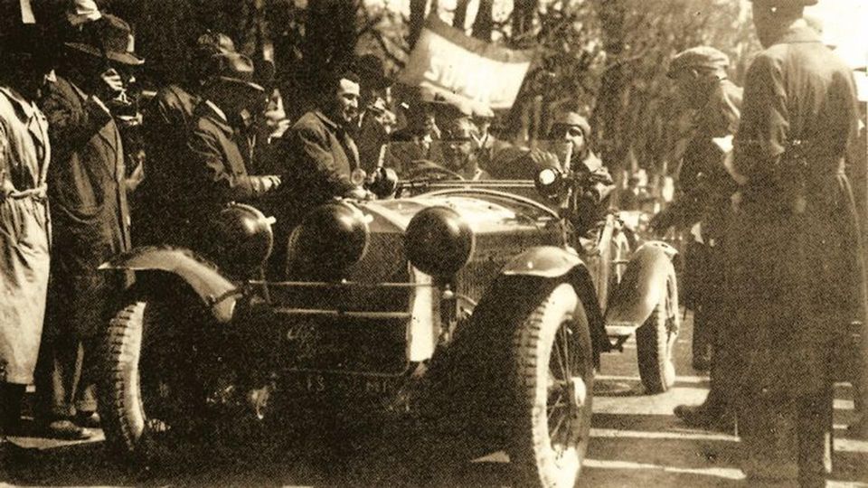 Attilio Marinoni, il meccanico e pilota di cui Enzo Ferrari si fidava Attilio Marinoni, il meccanico e pilota di cui Enzo Ferrari si fidava