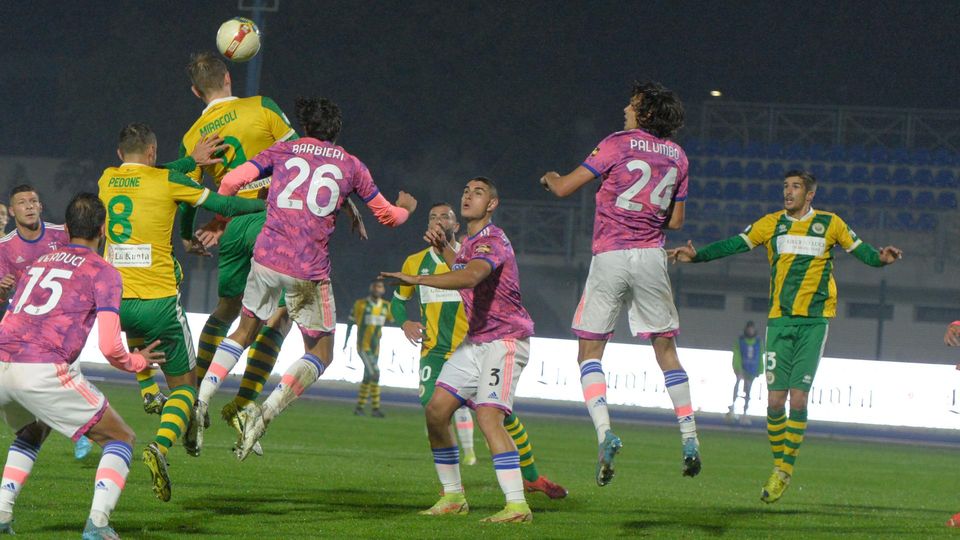 Calcio, Serie C: Ciceri lancia il Sangiuliano all’attacco dei “baby” della Juventus Calcio, Serie C: Ciceri lancia il Sangiuliano all’attacco dei “baby” della Juventus