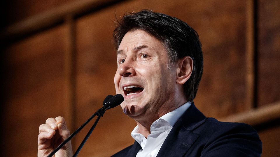 Cinico e post ideologico: “strano” elogio di Conte Cinico e post ideologico: “strano” elogio di Conte