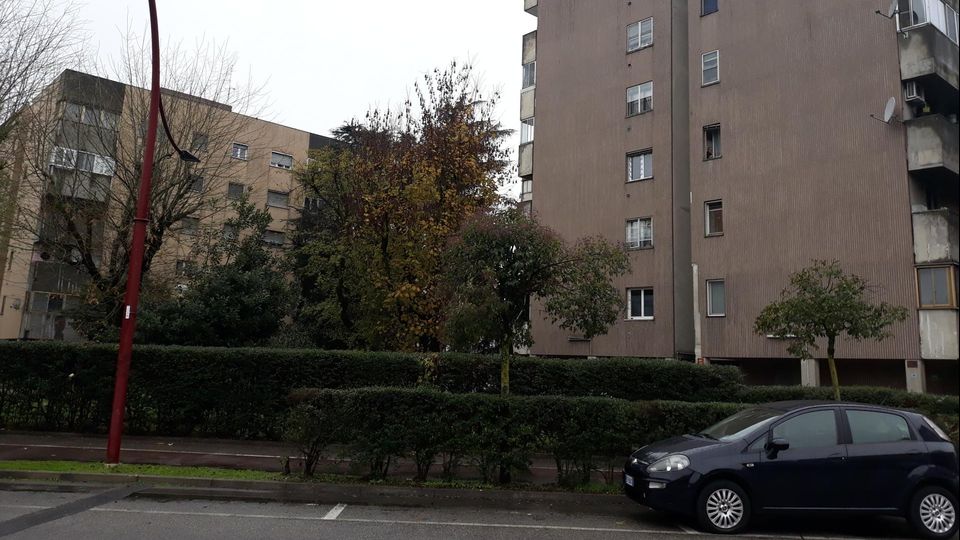 MELEGNANO - Occupano abusivamente un alloggio dell’Aler, scatta lo sgombero con i carabinieri. Il sindaco annuncia un giro di vite contro altri occupanti illegali MELEGNANO - Occupano abusivamente un alloggio dell’Aler, scatta lo sgombero con i carabinieri. Il sindaco annuncia un giro di vite contro altri occupanti illegali