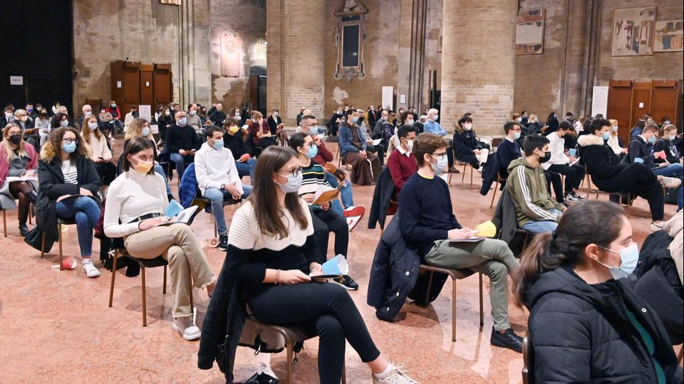 LODI - Sabato 19 novembre la Veglia dei giovani con professione di fede dei 19enni in cattedrale LODI - Sabato 19 novembre la Veglia dei giovani con professione di fede dei 19enni in cattedrale