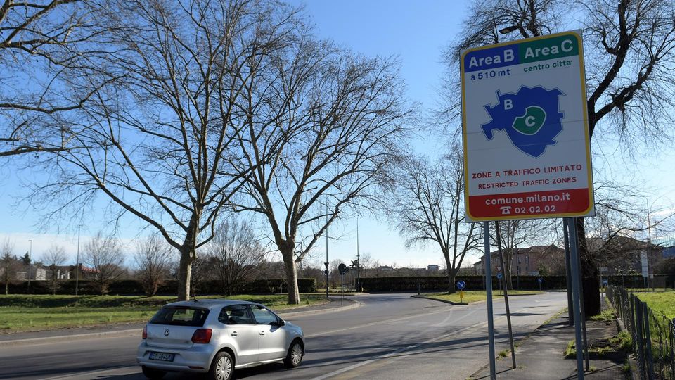 Sudmilano, la nostra inchiesta - Cinque sindaci contro l’Area B: «Da eliminare». Tre invece a favore Sudmilano, la nostra inchiesta - Cinque sindaci contro l’Area B: «Da eliminare». Tre invece a favore