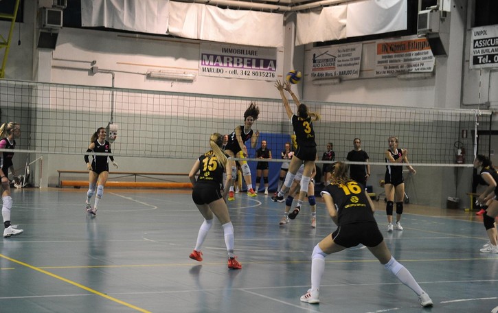 Pallavolo: la Tomolpack retrocede in Serie C e finisce in gazzarra