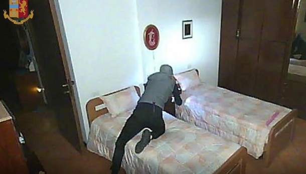Furti nelle case a Castiglione, Senna e Terranova