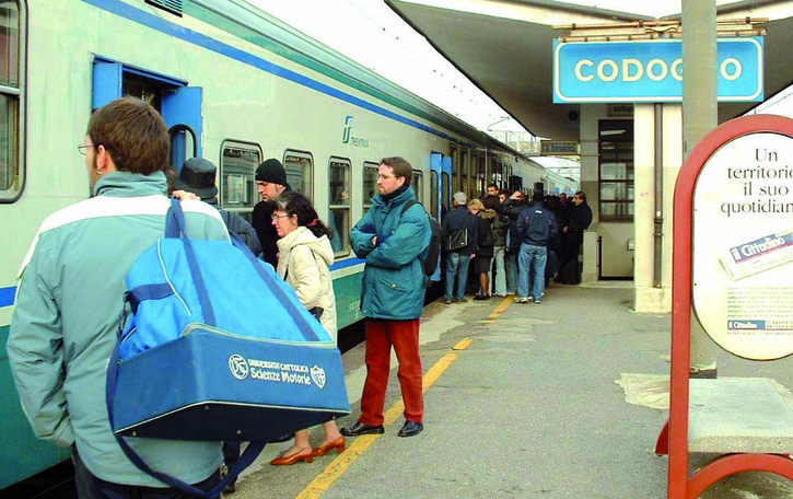 Guasto alla stazione di Lambrate, traffico ferroviario in tilt