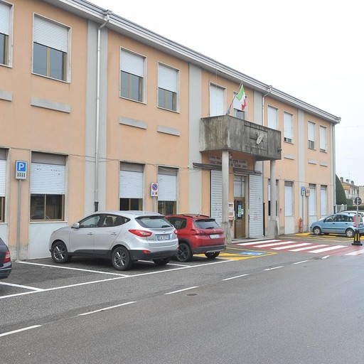 Caselle Lurani, svaligiata la scuola media