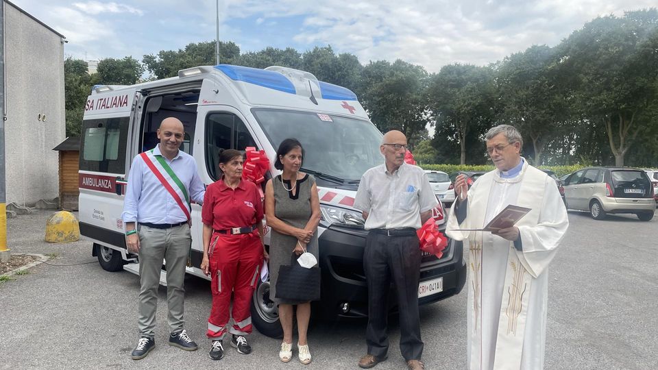 Codogno, benedetta l’ambulanza regalata alla Croce Rossa da un pensionato - VIDEO Codogno, benedetta l’ambulanza regalata alla Croce Rossa da un pensionato - VIDEO