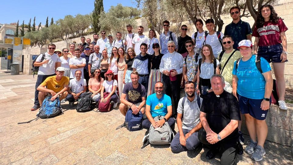 IL VIAGGIO Si chiude il pellegrinaggio dei giovani lodigiani in Terra Santa IL VIAGGIO Si chiude il pellegrinaggio dei giovani lodigiani in Terra Santa
