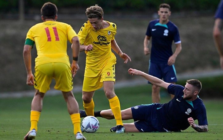 Calcio, il Sant’Angelo prende 11 gol ma conta di più l’onore di aver sfidato l’Inter
