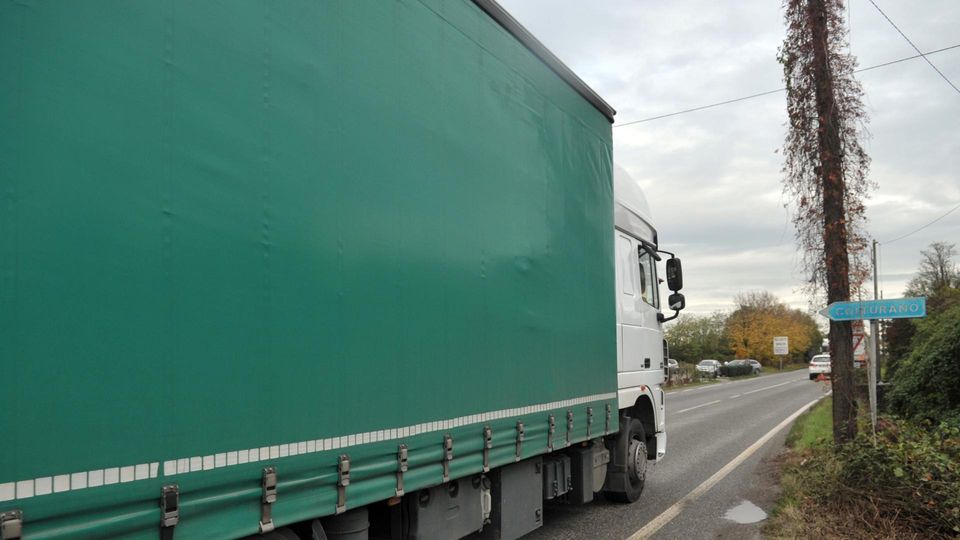 Colturano, prostituzione lungo la Cerca: il Comune tiene alla larga i clienti Colturano, prostituzione lungo la Cerca: il Comune tiene alla larga i clienti