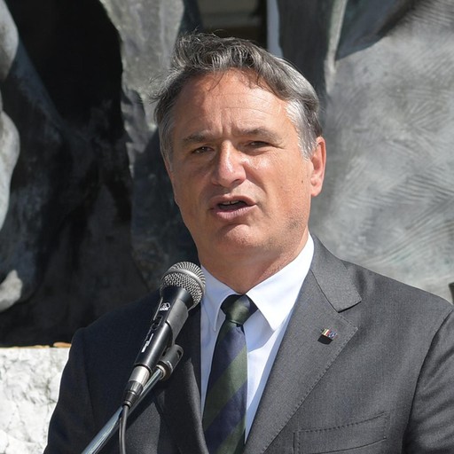 San Donato, Luca Squeri è ancora onorevole