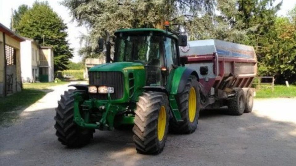 MEDIGLIA Ladri in azione, spariscono un trattore e un rimorchio miscelatore MEDIGLIA Ladri in azione, spariscono un trattore e un rimorchio miscelatore