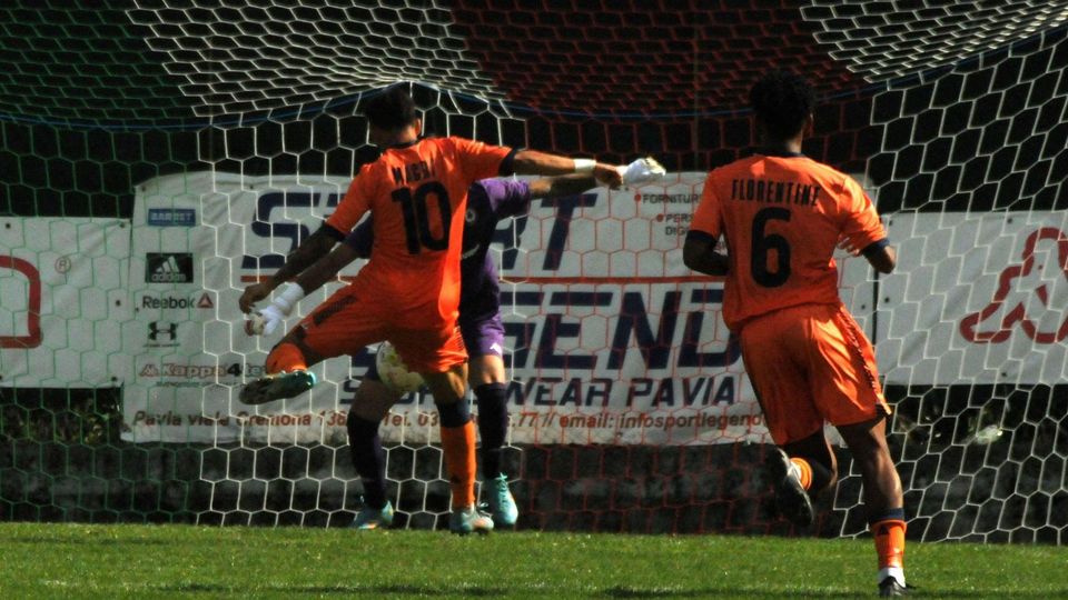 CALCIO Un mercoledì a tutta... D: alle 14.30 Pistoiese-Sant’Angelo e alle 16 Fanfulla-Scandicci CALCIO Un mercoledì a tutta... D: alle 14.30 Pistoiese-Sant’Angelo e alle 16 Fanfulla-Scandicci