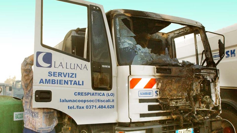 L’INCHIESTA Tra Lodigiano e Sudmilano una rete sottile di legami con la criminalità organizzata L’INCHIESTA Tra Lodigiano e Sudmilano una rete sottile di legami con la criminalità organizzata