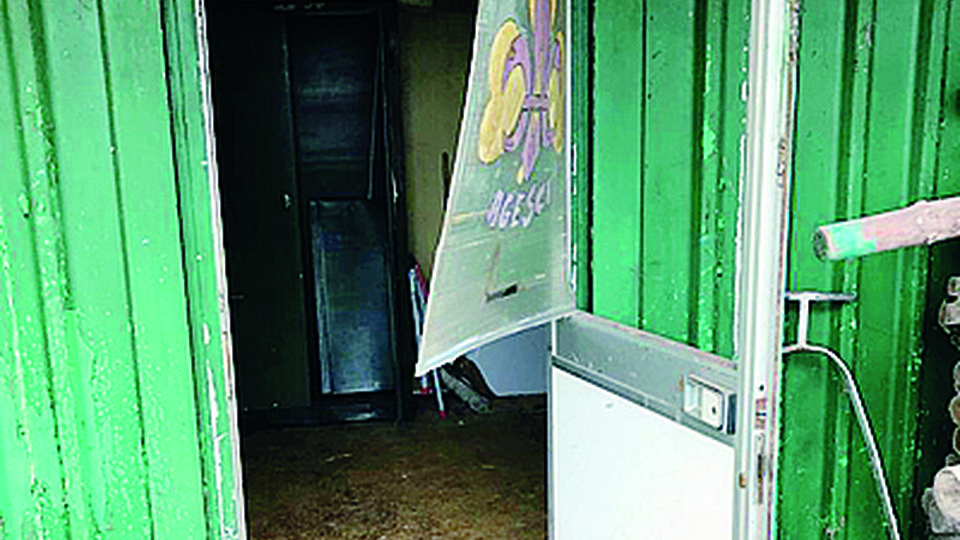 Vandali scatenati alla casa scout di Melegnano, finestre rotte e locali a soqquadro Vandali scatenati alla casa scout di Melegnano, finestre rotte e locali a soqquadro