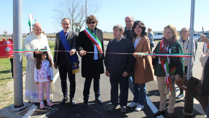 CASELLE LURANI Taglio del nastro per la ciclabile intitolata a